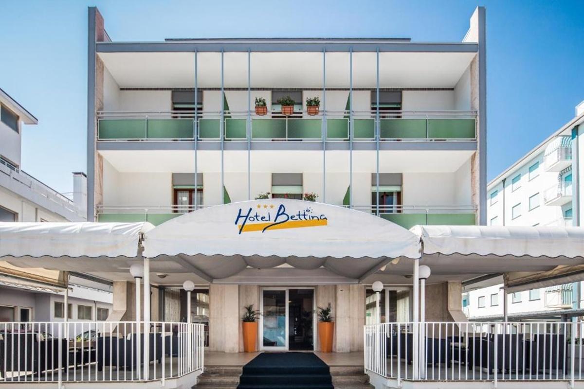 Hotel Bettina Лидо-ди-Езоло Экстерьер фото